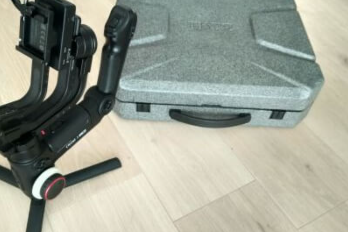 Location Stabilisateur vidéo Zhiyun Crane 3 - Lightyshare