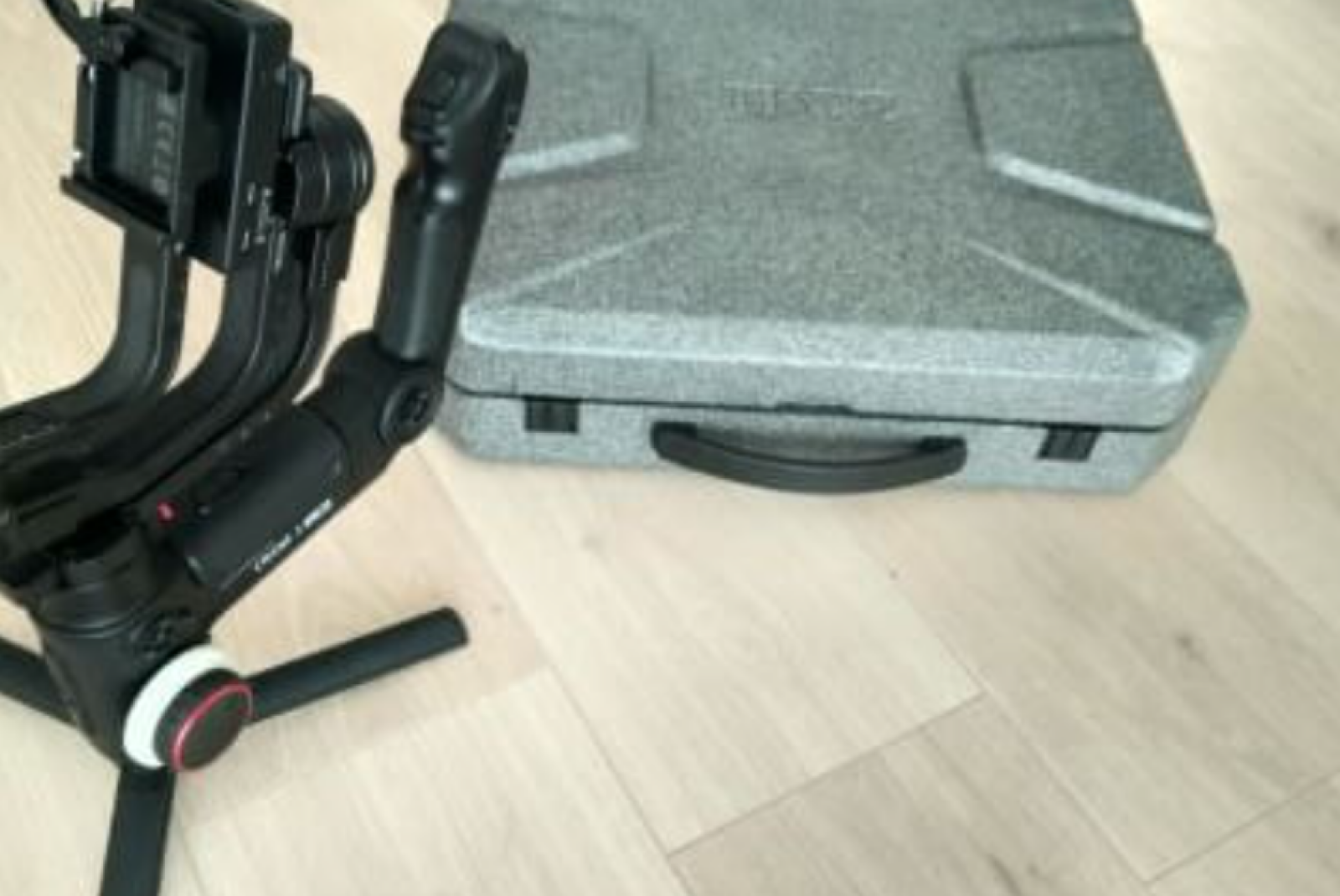 Stabilisateur vidéo Zhiyun Crane 3 - Photo 1 sur 2