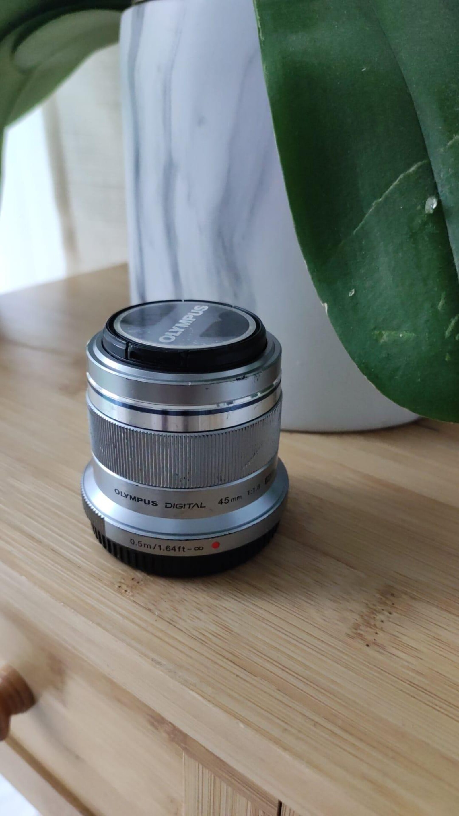 OBJECTIF OLYMPUS 45mm - f/1.8 - Micro 4/3 - Photo 1 sur 2