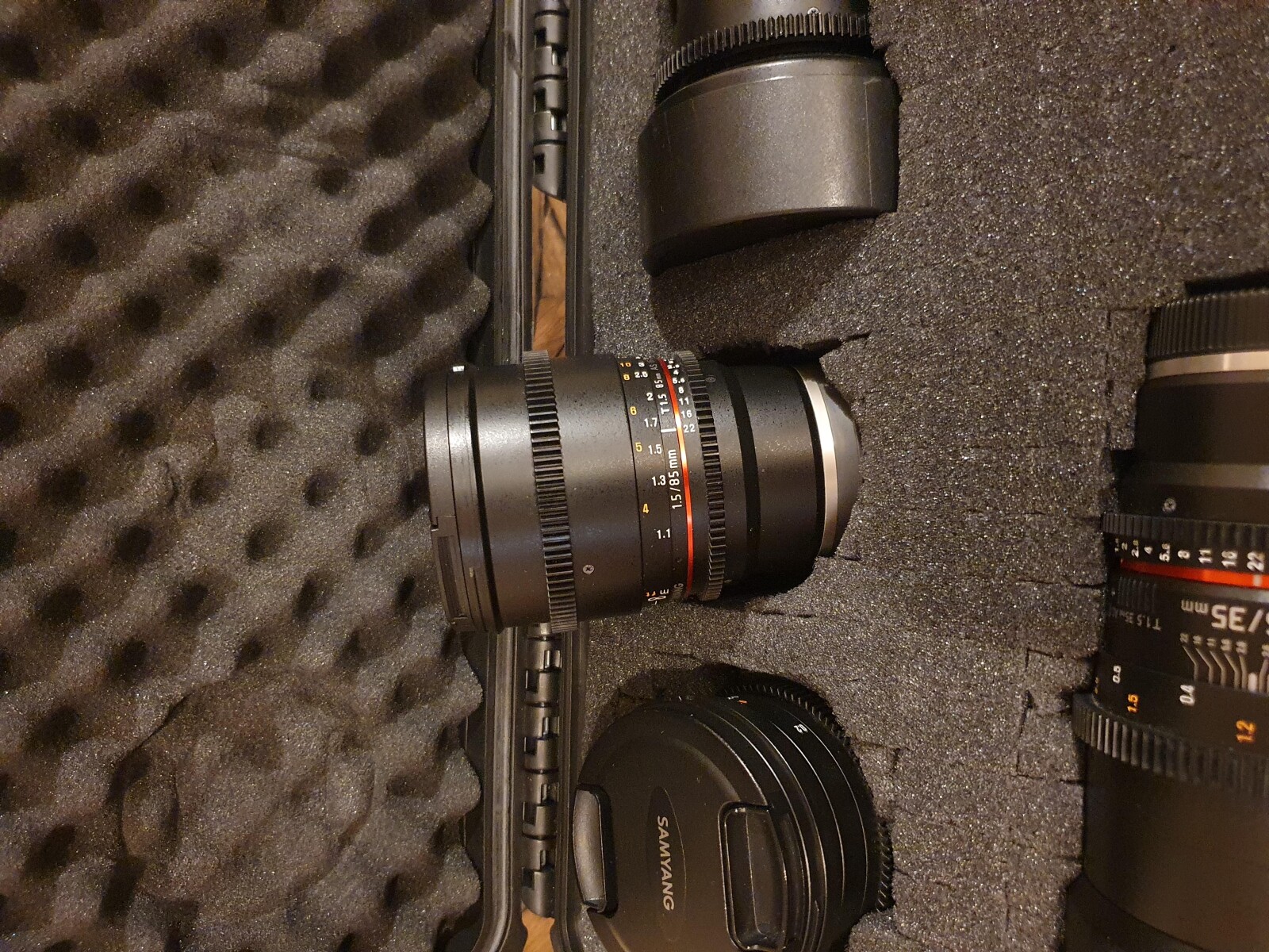 Set Optiques Samyang VDSLR II 14mm 20mm 35mm 85mm - Photo 3 sur 6