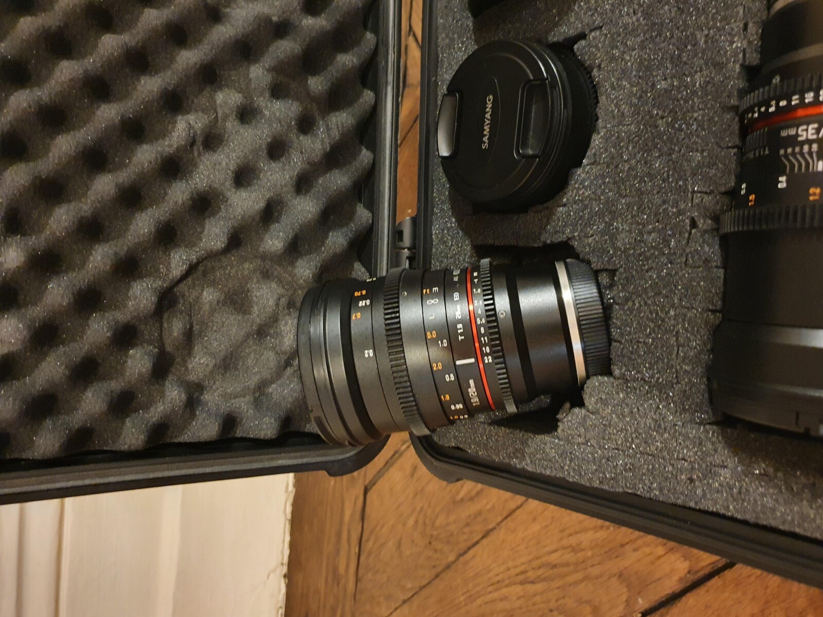 Set Optiques Samyang VDSLR II 14mm 20mm 35mm 85mm - Photo 2 sur 6