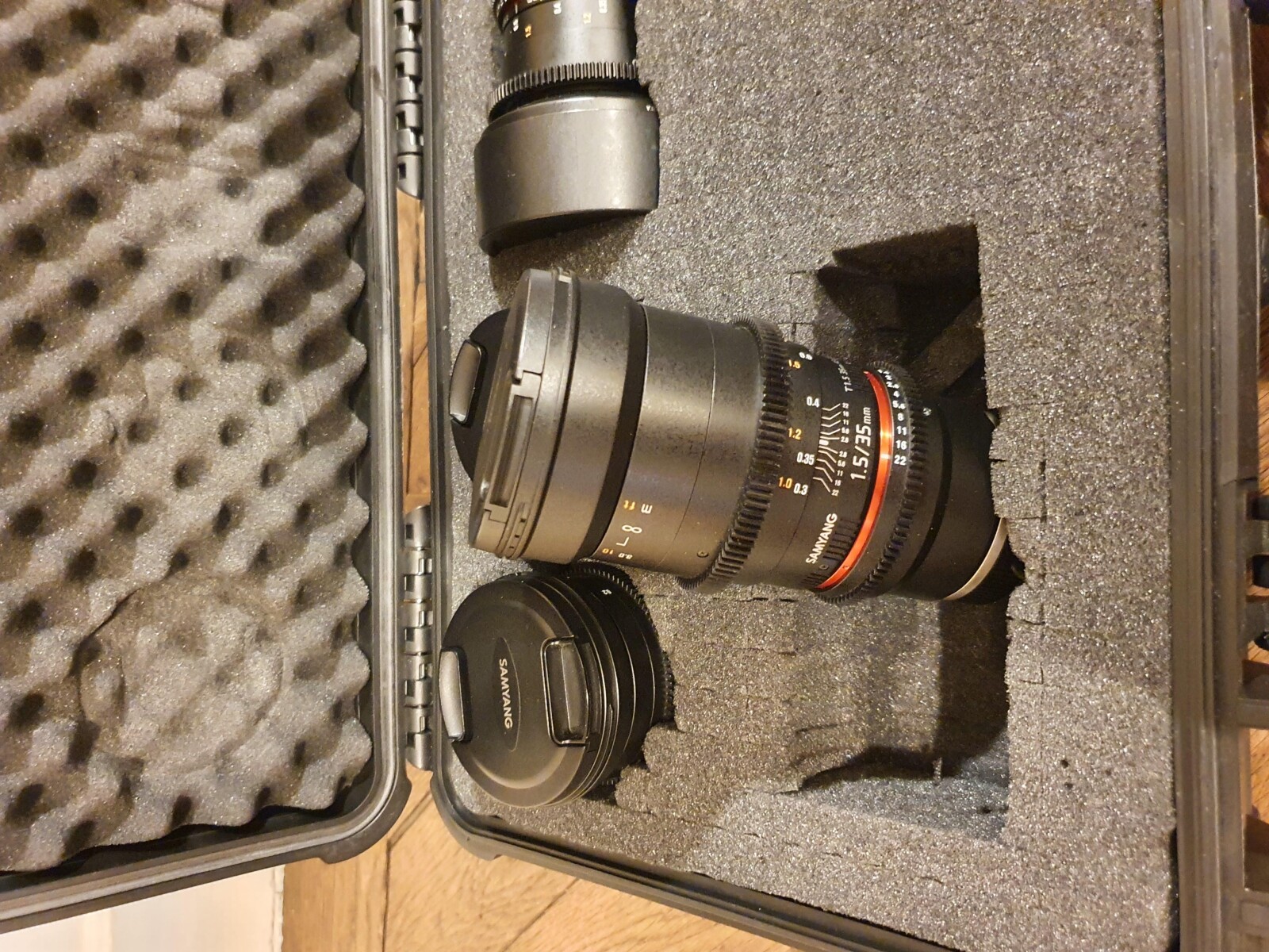 Set Optiques Samyang VDSLR II 14mm 20mm 35mm 85mm - Photo 5 sur 6
