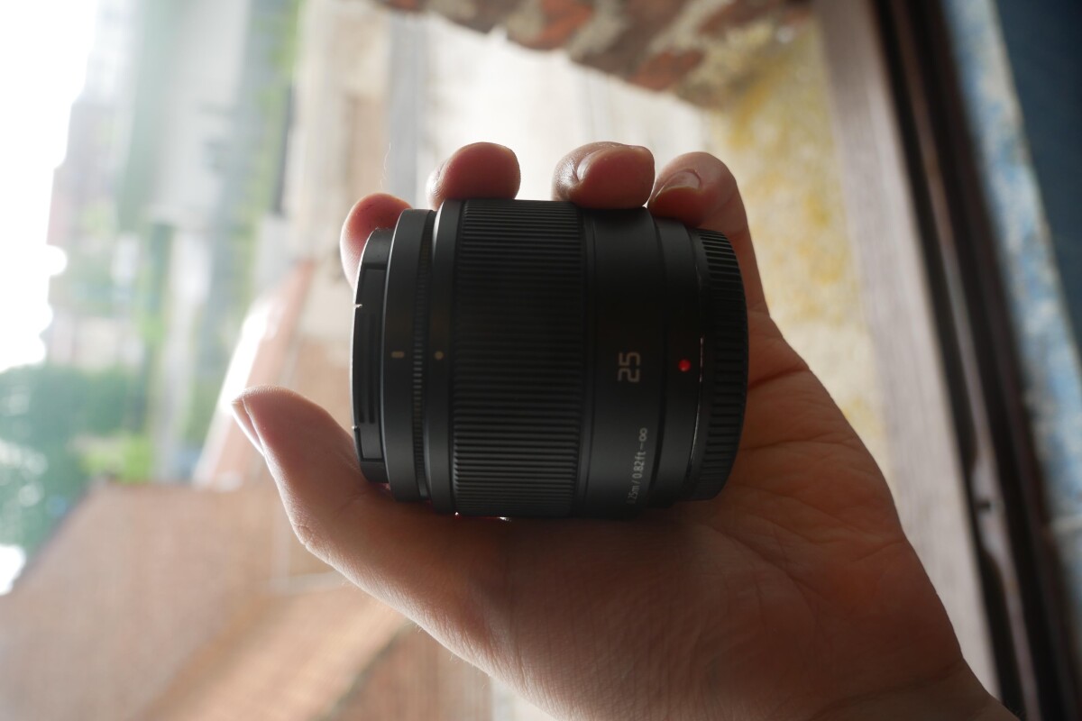 Location Panasonic Lumix G 25mm f/1,7 ASPH NOIR  - Lightyshare