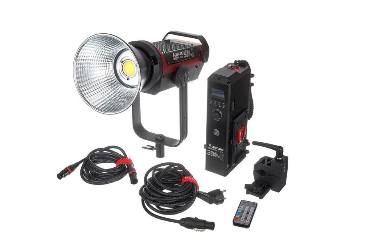 Location Aputure COB 300D Mark II + Dome ou monture Fresnel - Lightyshare