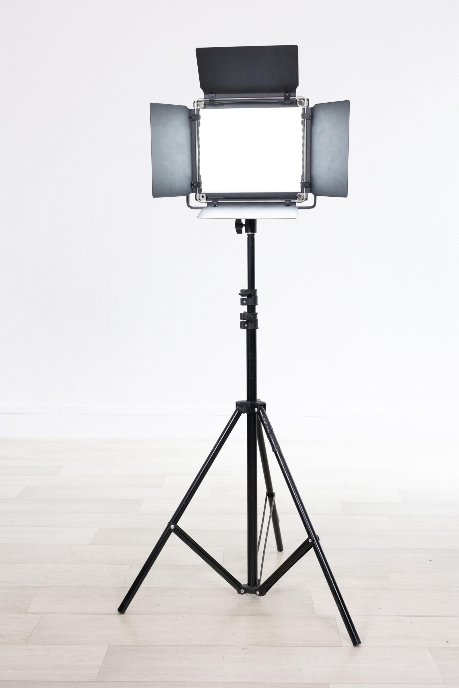 Lumière NEEWER 660 LED  - Photo 2 sur 2
