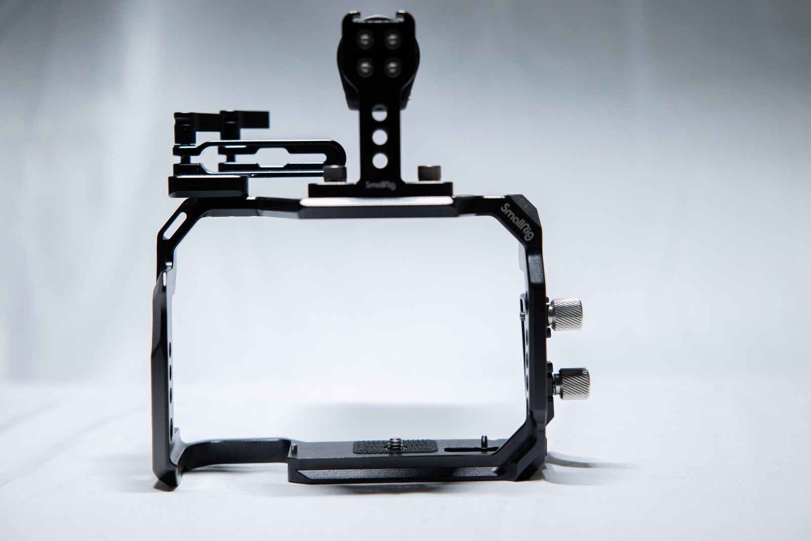 Cage Smallrig CANON R6 - Photo 1 sur 1