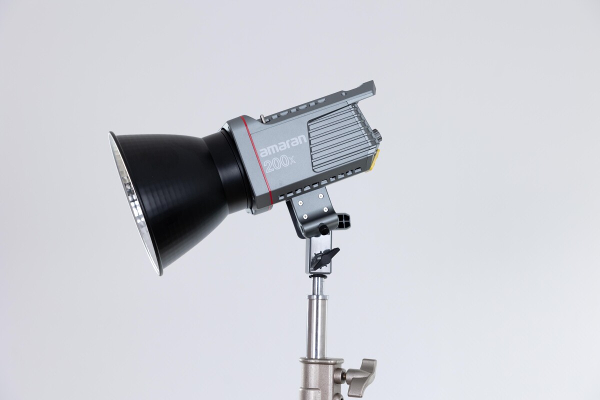Location Aputure Amaran 200X - Lightyshare
