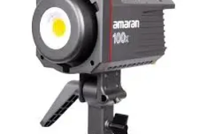 Location Aputure Amaran 100x
