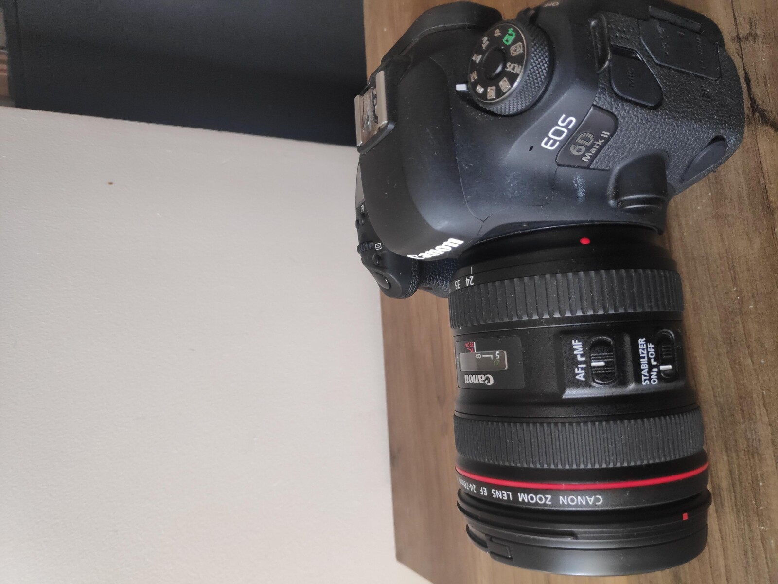 CANON EOS 6D Mark II +  1 objectif 24-70mm f4 + 2 batteries LP - Photo 2 sur 5