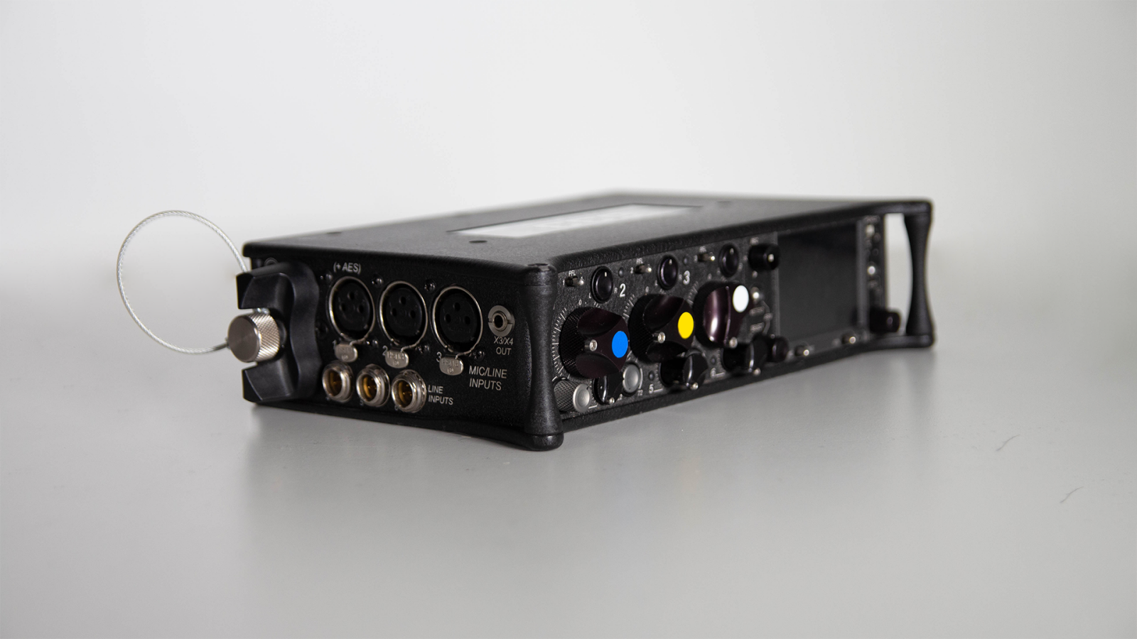 Mixette Sound Devices 633 - Photo 3 sur 6