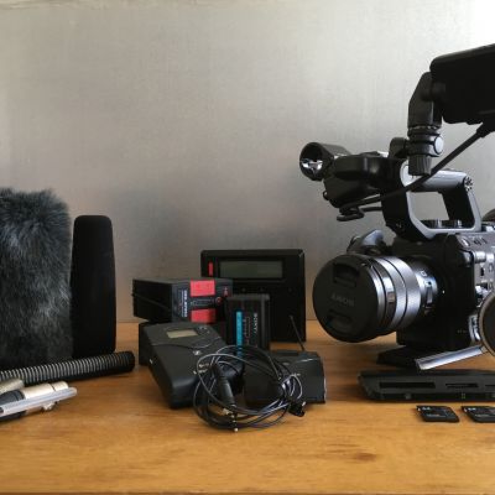 Pack PXW-FS5 mark ii / Kit reportage - Photo 1 sur 5