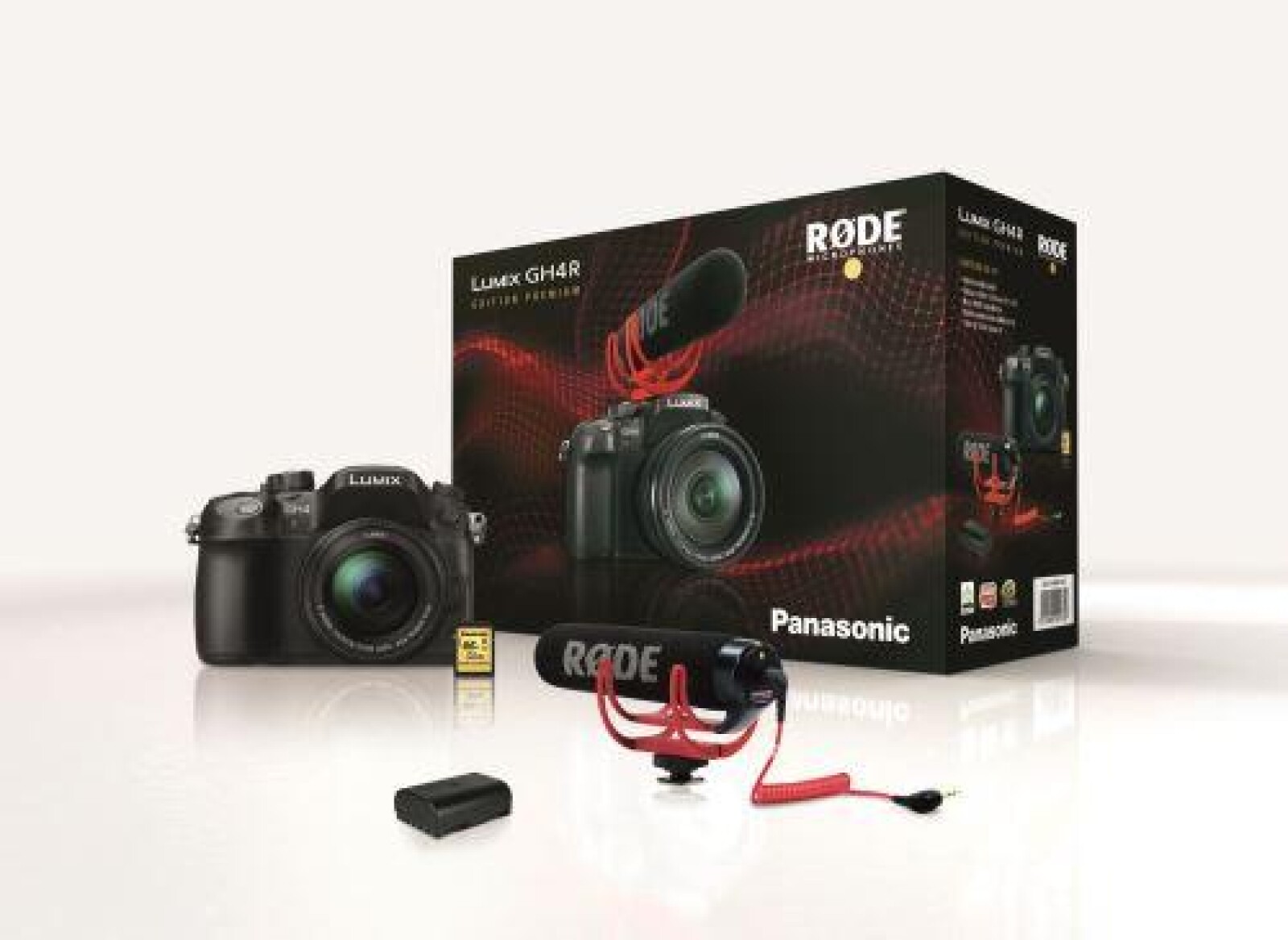 Panasonic Lumix GH4R + 12-60mm + Carte SD 128GB - Photo 1 sur 6