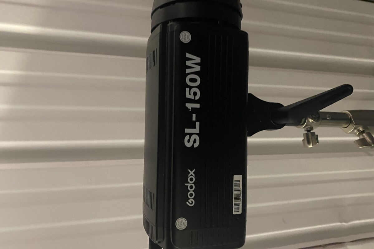 Location Godox SL 150 Watts  - Lightyshare