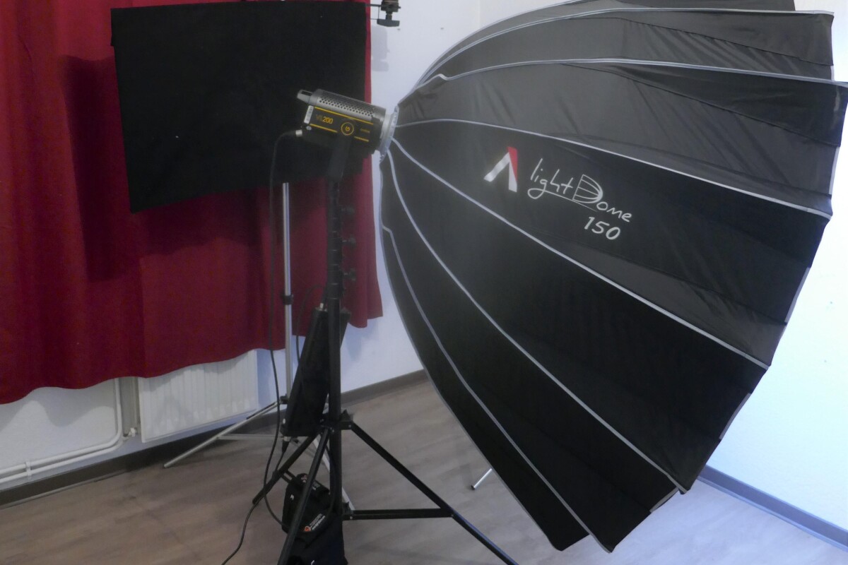 Location Godox VL200 - Lightyshare