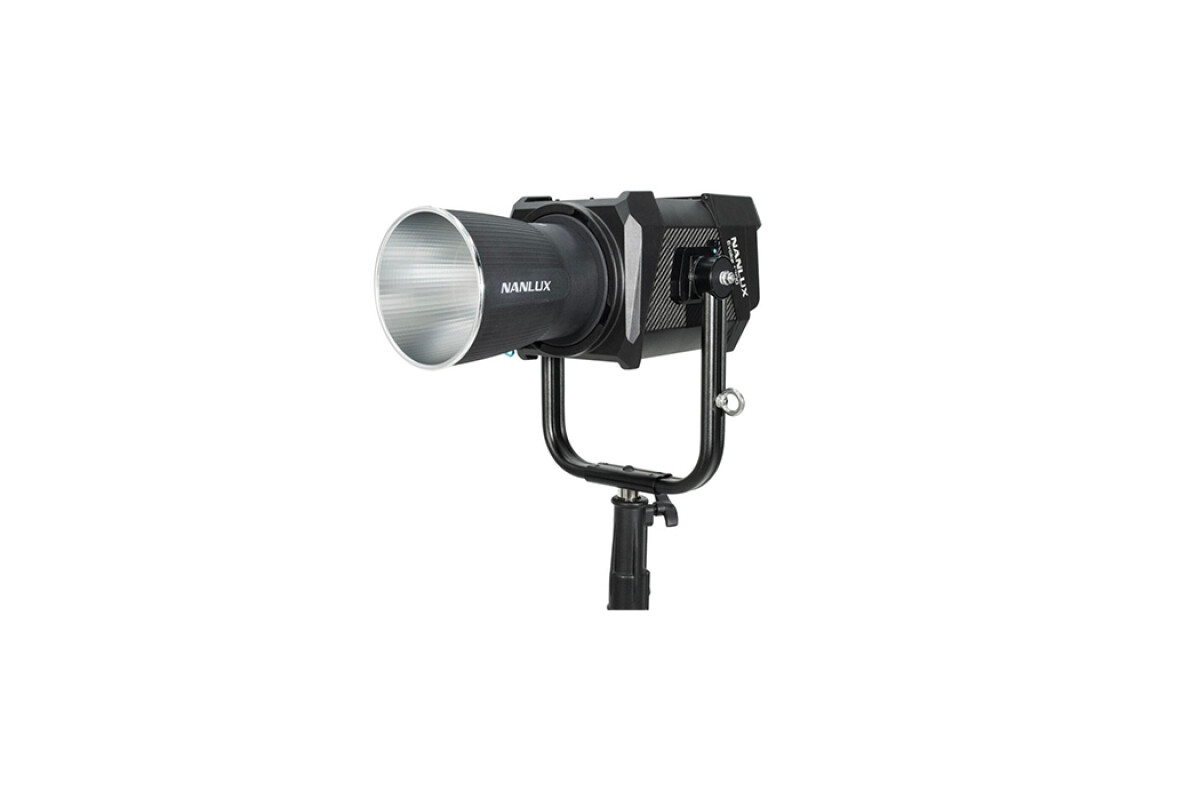 Location Nanlite Evoke 1200 - Lightyshare