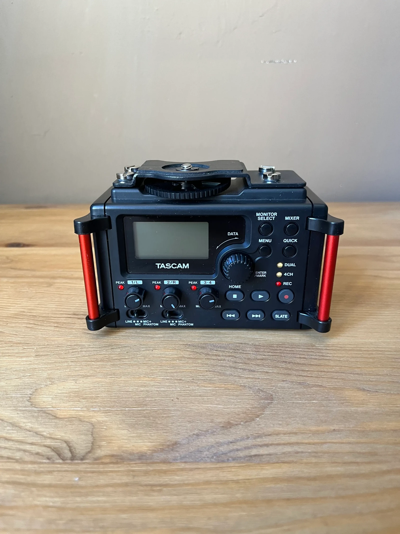 Tascam DR-60 MK II - Photo 1 sur 2