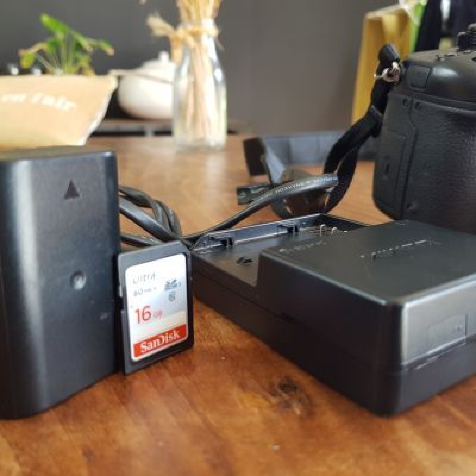 Panasonic Lumix GH4 + Objectif 12 - 60 mm - Photo 3 sur 3