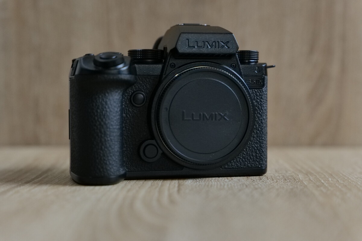 Location Panasonic Lumix S5 IIx - Lightyshare
