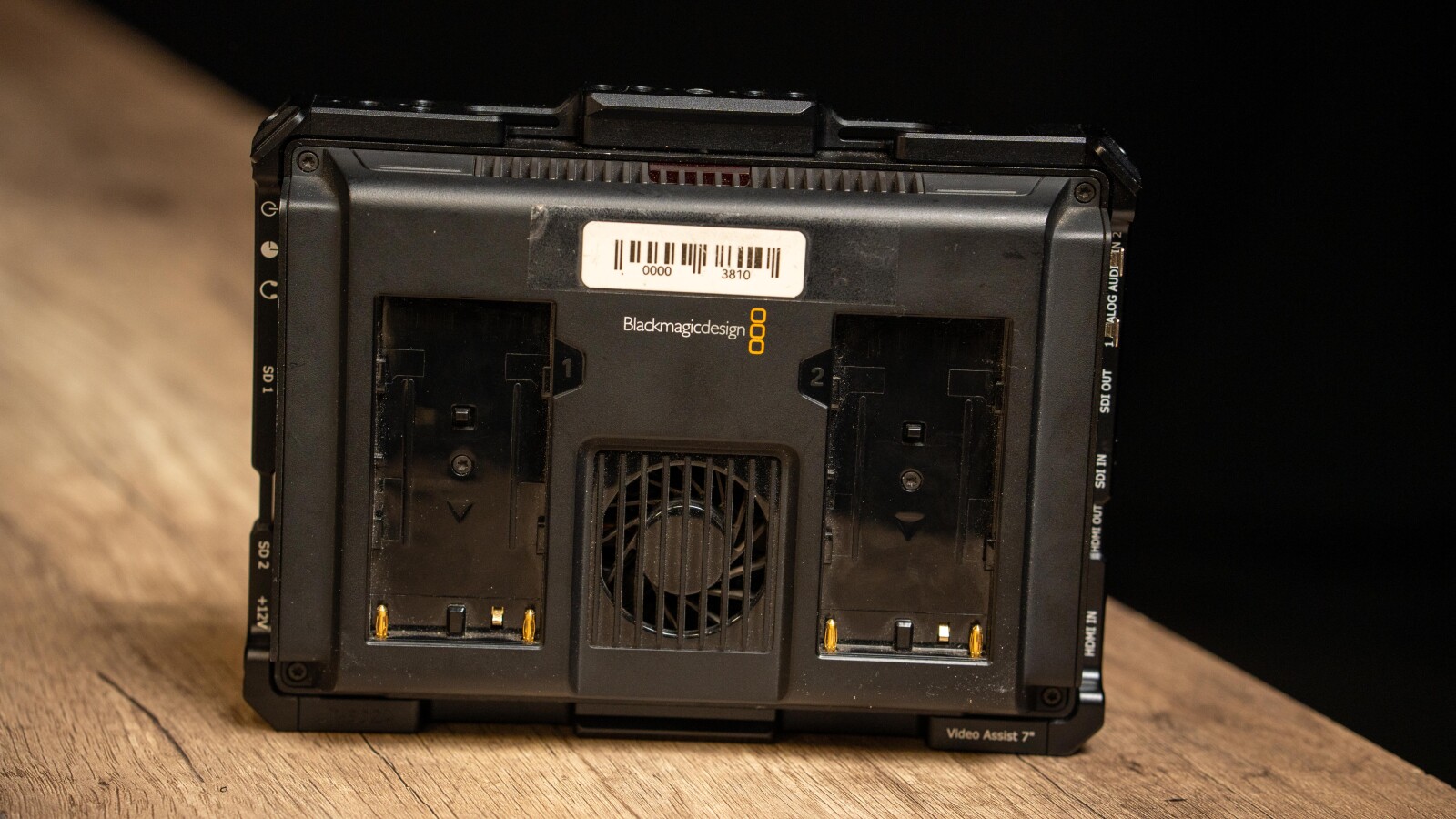 Blackmagic Design VIDEO ASSIT 4 K 7“ - Photo 3 sur 4