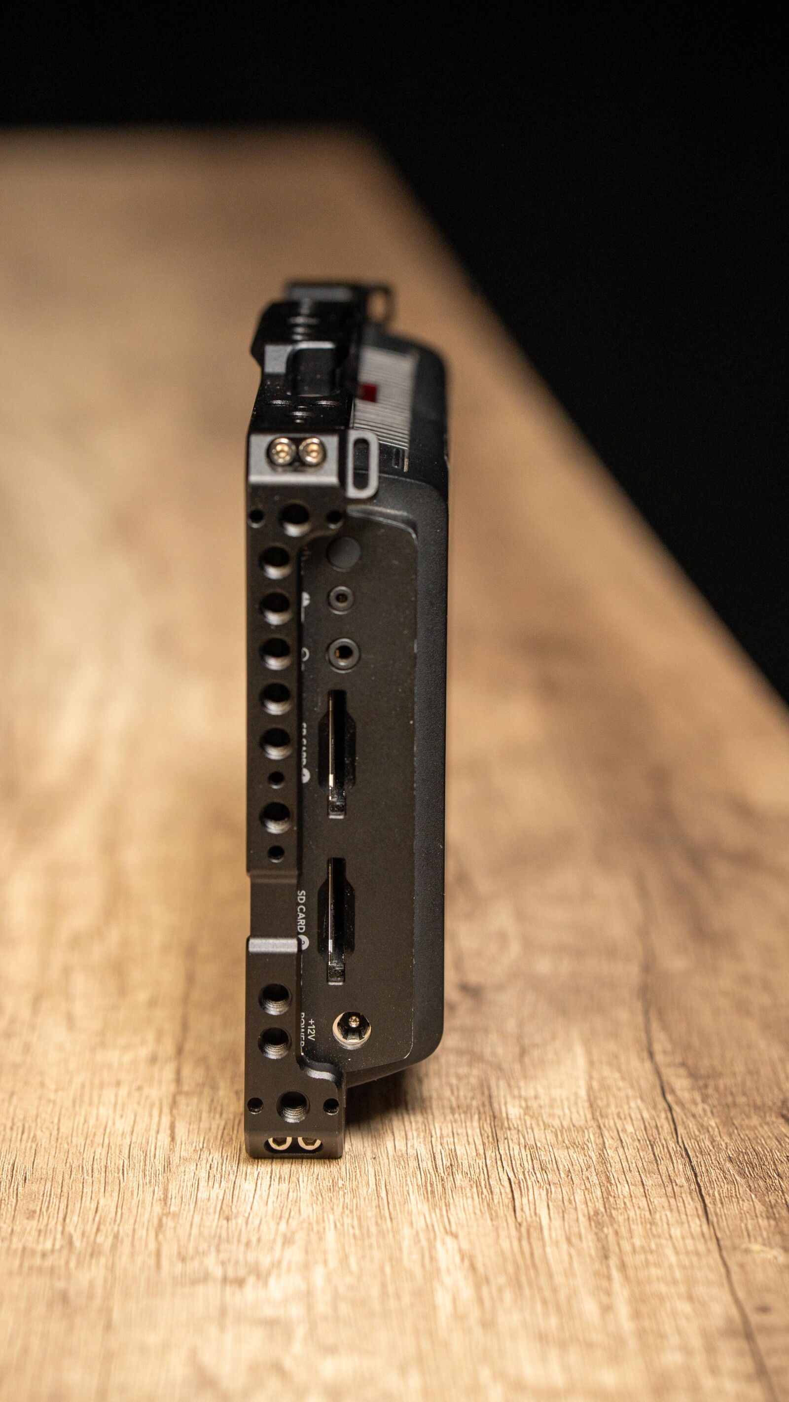 Blackmagic Design Video Assist 5 12G HDR - Photo 3 sur 4