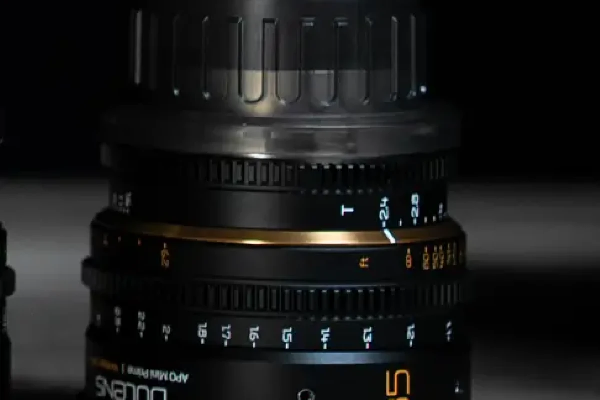 Location Dulens APO Mini Prime 85mm T2.4 - Lightyshare