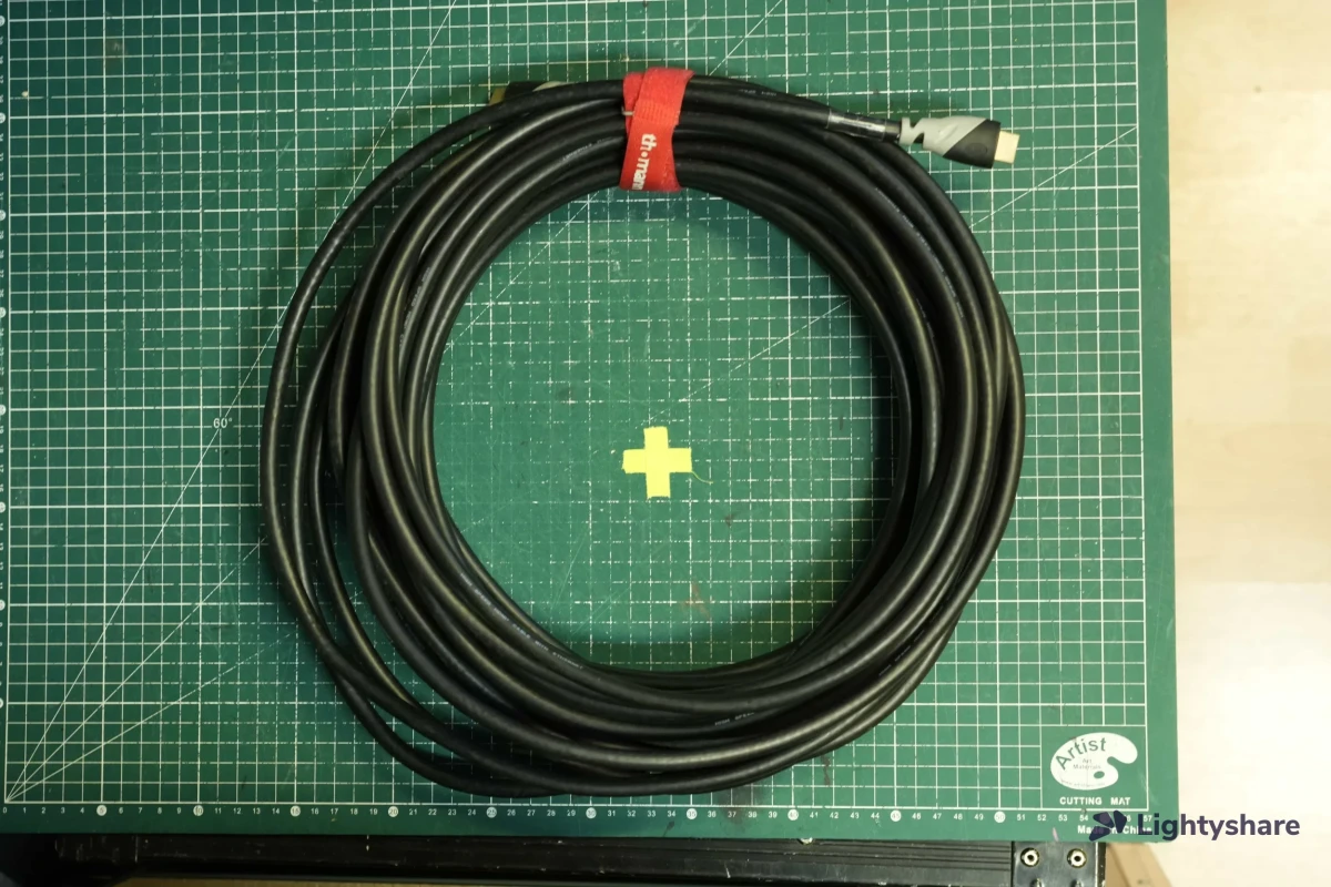 Rent Générique Cable HDMI 20m - Lightyshare