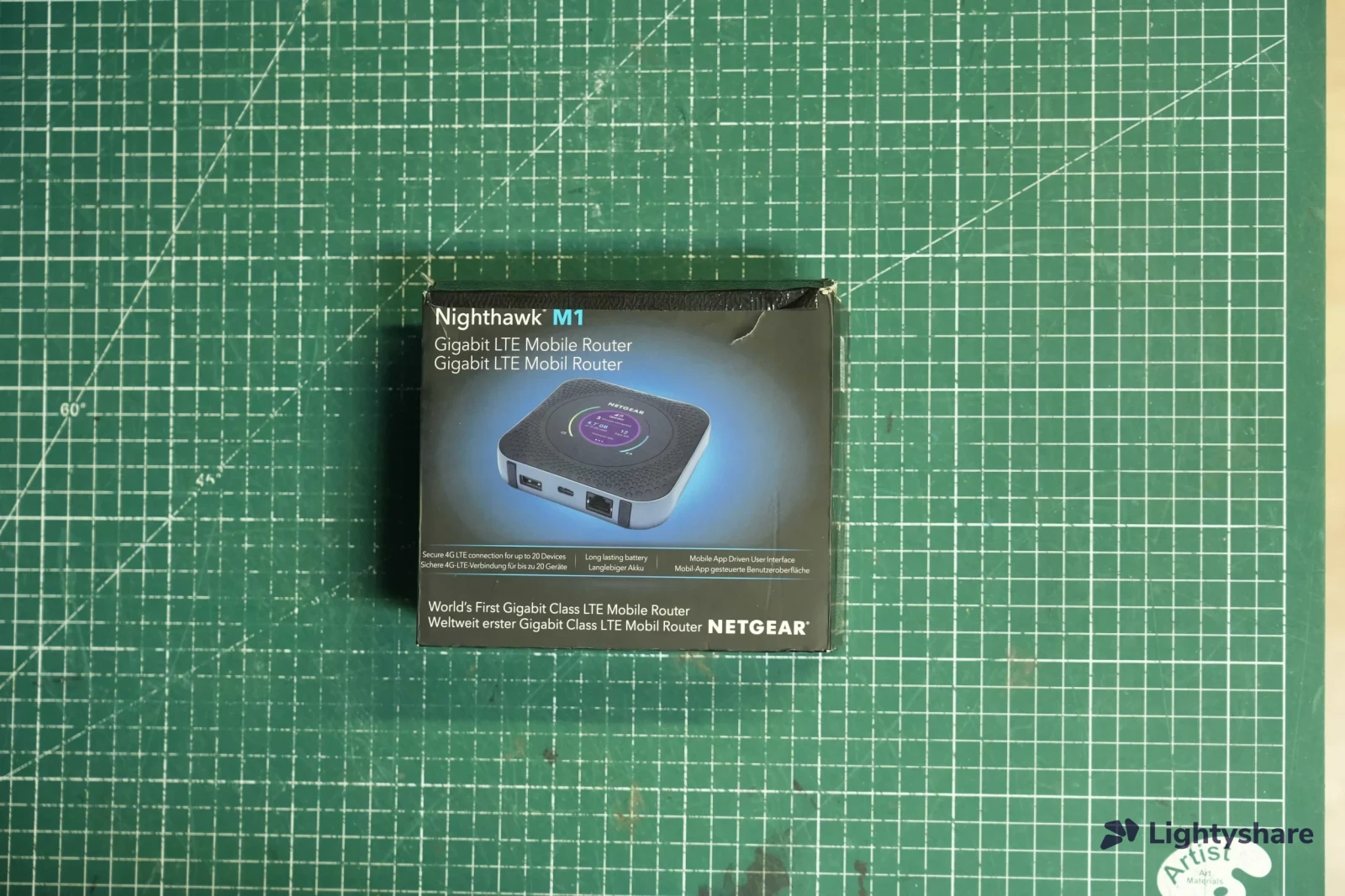 Netgear Nighthawk M1 4G LTE Mobile Router (MR1100) - Photo 4 sur 4