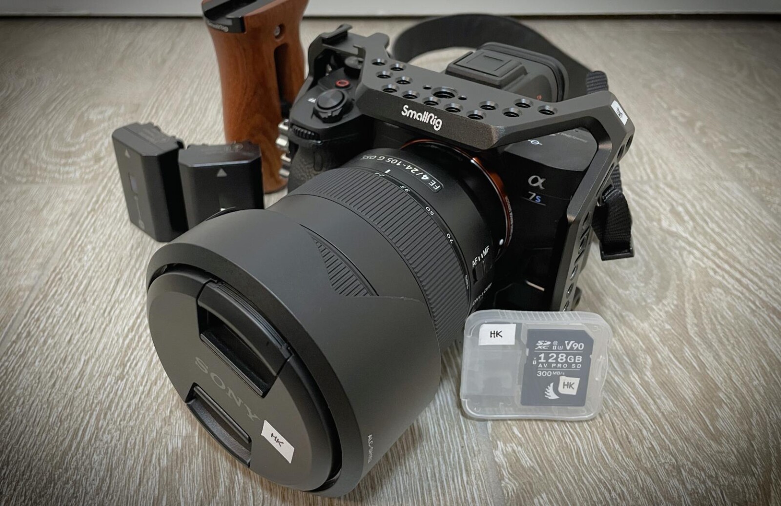 Kit Sony Alpha 7S III + Zoom Sony 24-105mm f/4 + Kit Trépied via HK - Photo 1 sur 8