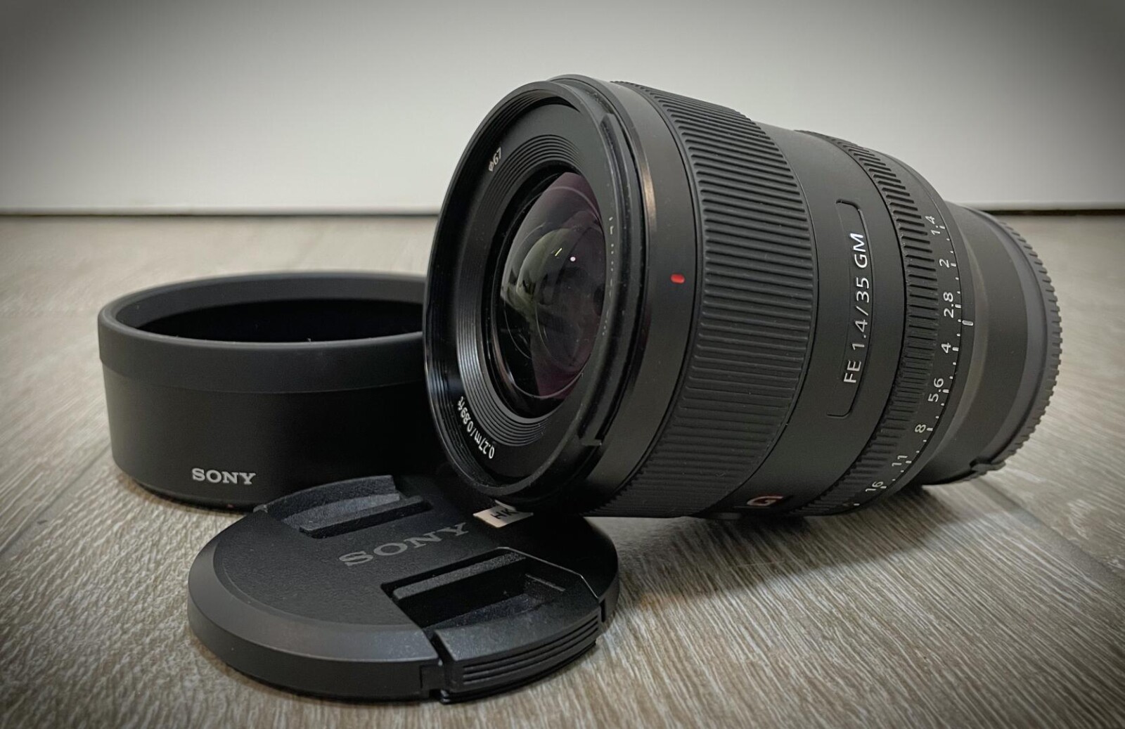 Objectif Sony 35mm f/1.4 via HK - Photo 1 sur 3
