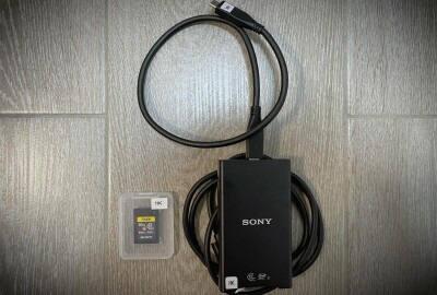 Location Carte CFExpress Type A 80Go 700Mbps et son lecteur via HK