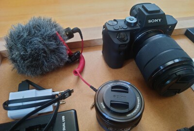 Location PACK ALPHA 7SII | 2 OBJOS + BATTERIE + SD + HOUSSE