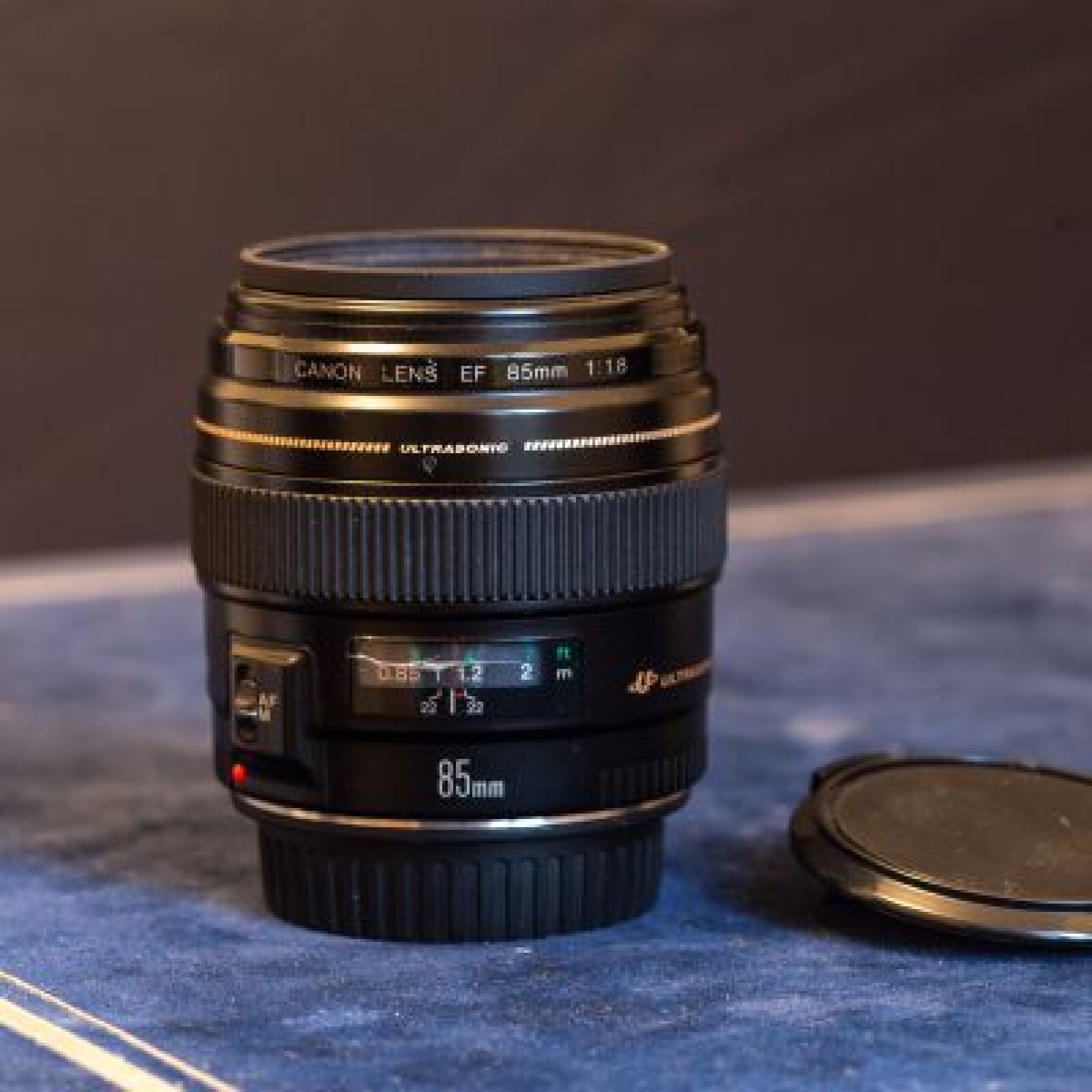 Canon 85mm f1.8 USM  Monture Canon EF - Photo 1 sur 2