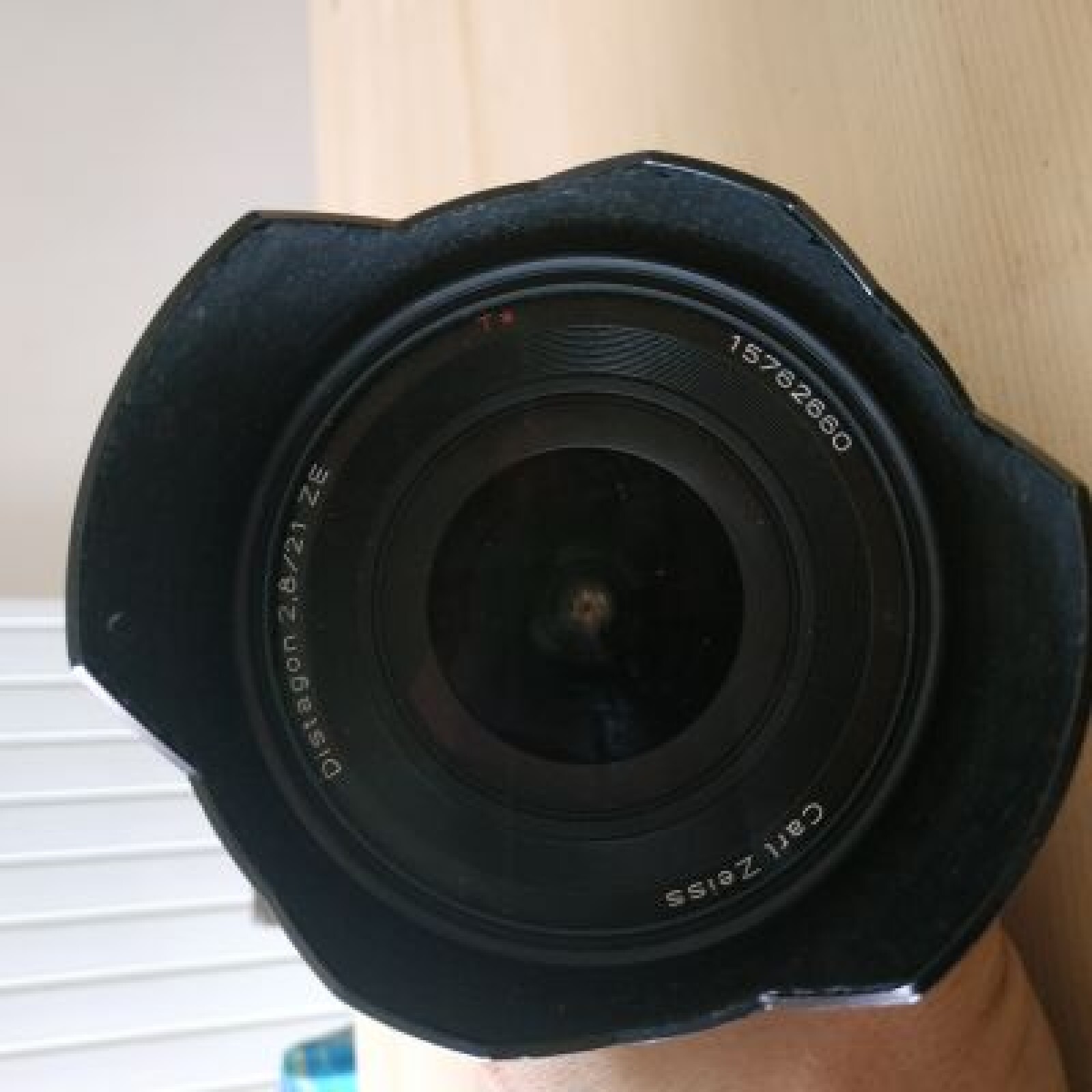 Zeiss Distagon 21mm f2.8 (Canon) - Photo 2 sur 2