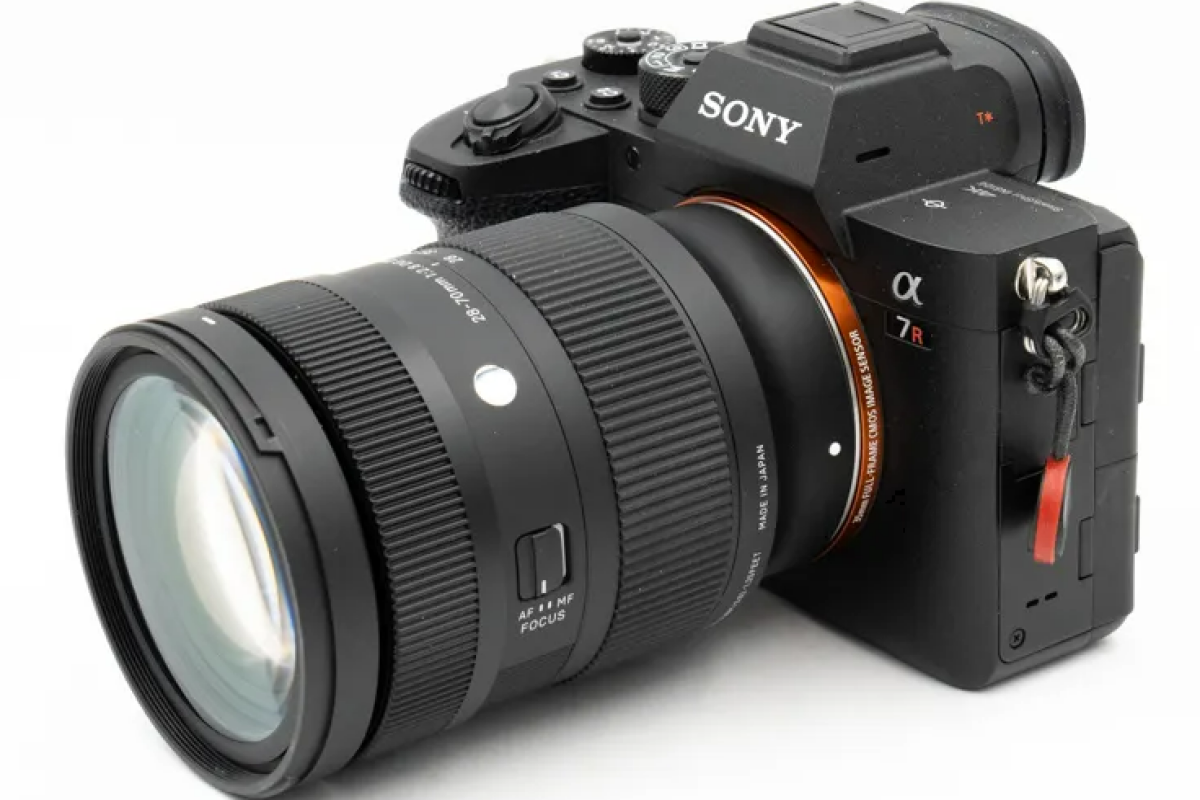 Location Sony Alpha 7 VI  - Lightyshare