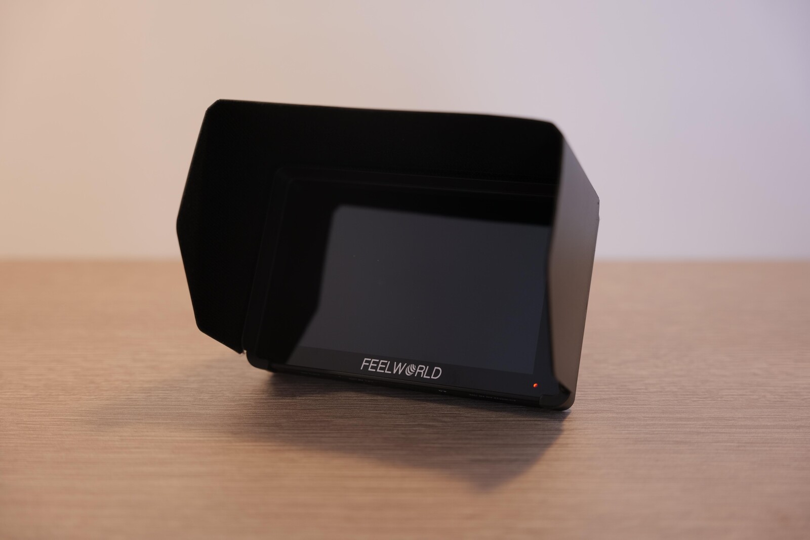 Moniteur terrain Feelworld F6 Plus 5.5p tactile  - Photo 2 sur 3