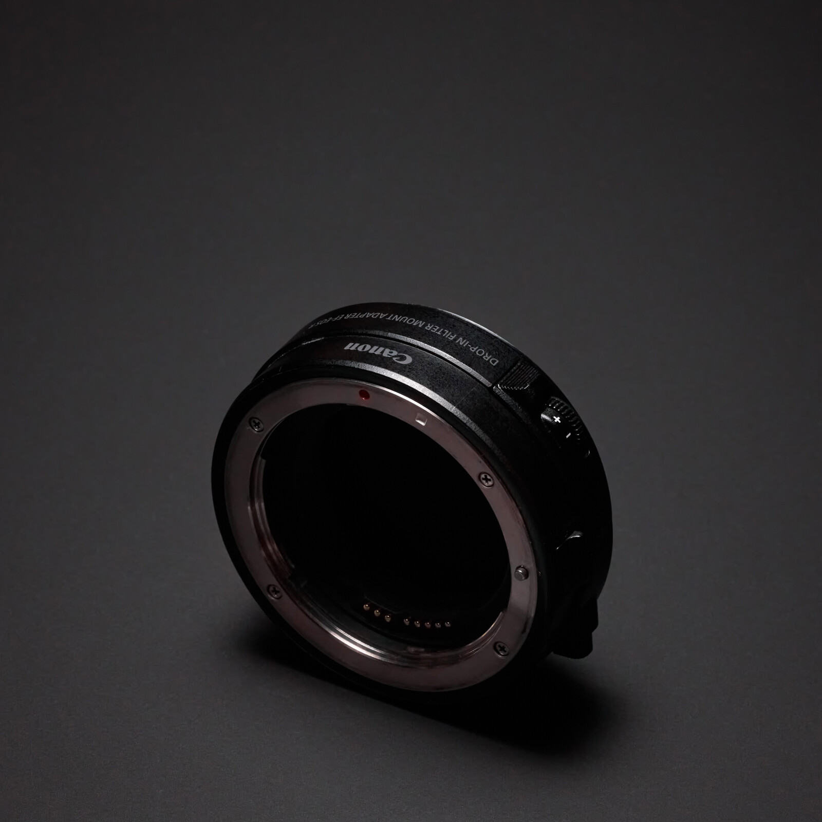 Canon Bague d'Adaptation EF/RF (avec Filtre Polarisant Circulaire) - Photo 1 sur 1