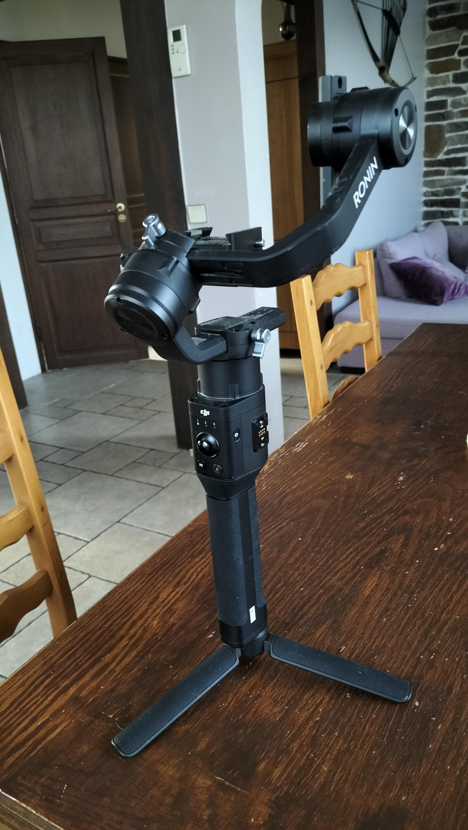DJI RONIN-S (sans système de follow focus) - Photo 2 sur 3