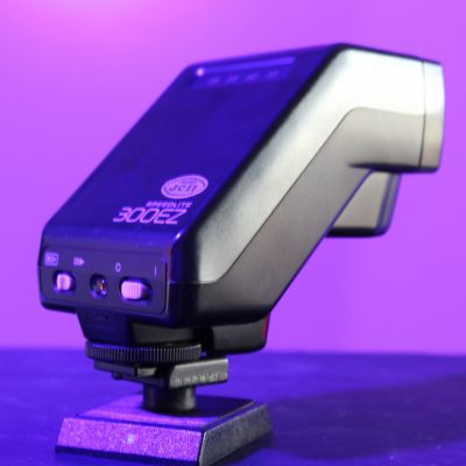 FLASH CANON SPEEDLITE 300EZ - Photo 2 sur 3