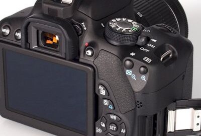 Location CANON EOS 700D