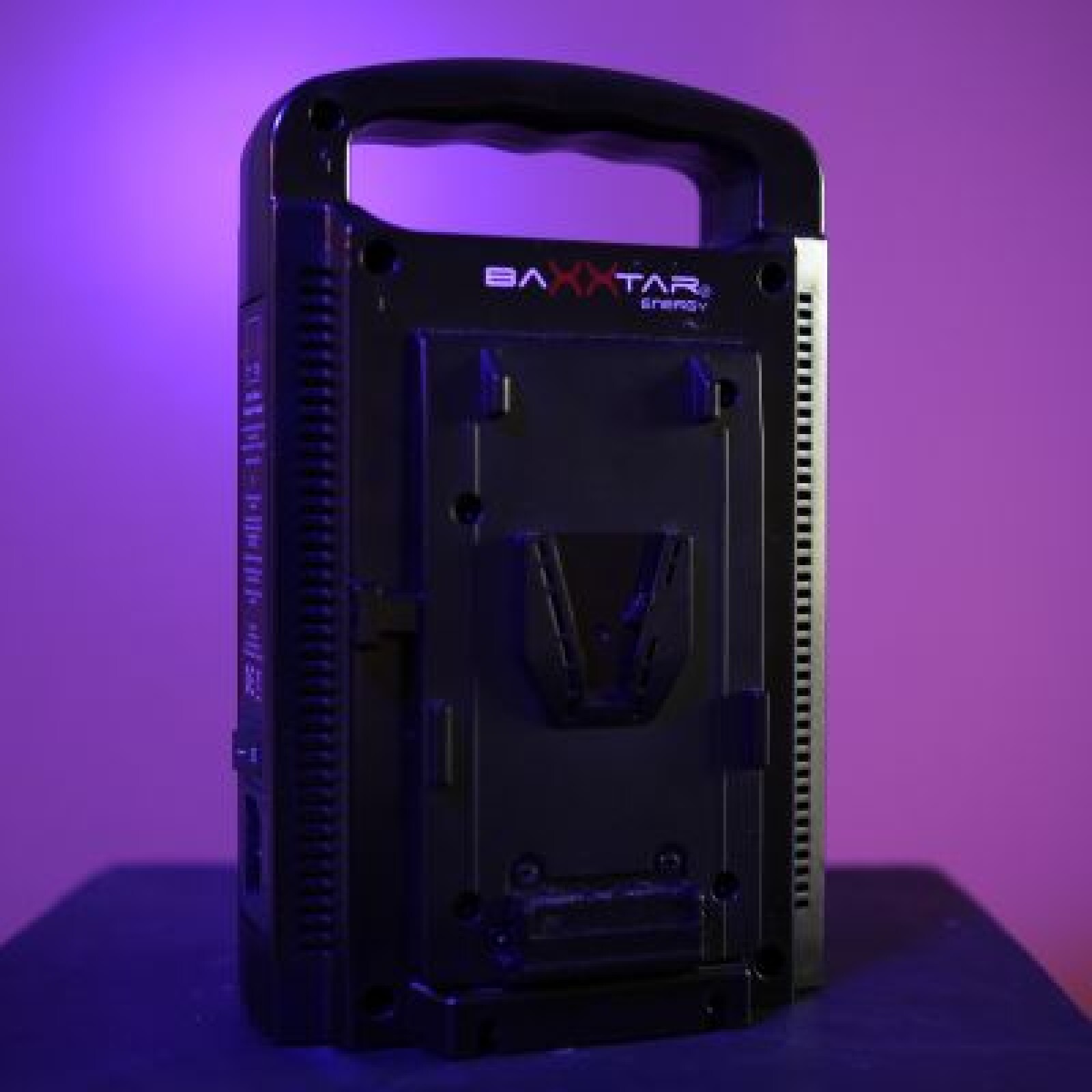 CHARGEUR V-LOCK - Photo 2 sur 4