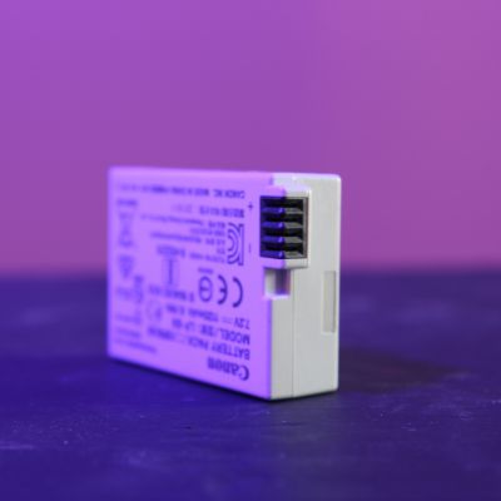 BATTERIE CANON LPE-E8 - Photo 2 sur 3