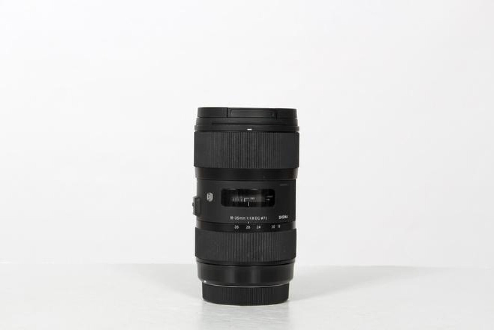 OBJECTIF 18-35 f.1.8 - SIGMA - Photo 1 sur 2