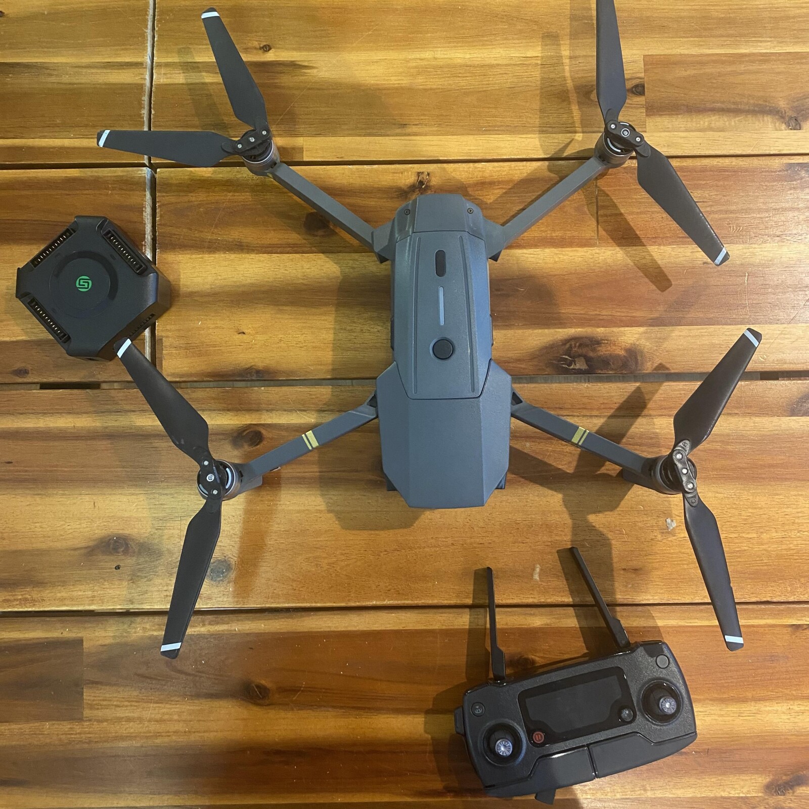 Drone DJI Magic Pro - Photo 1 sur 3