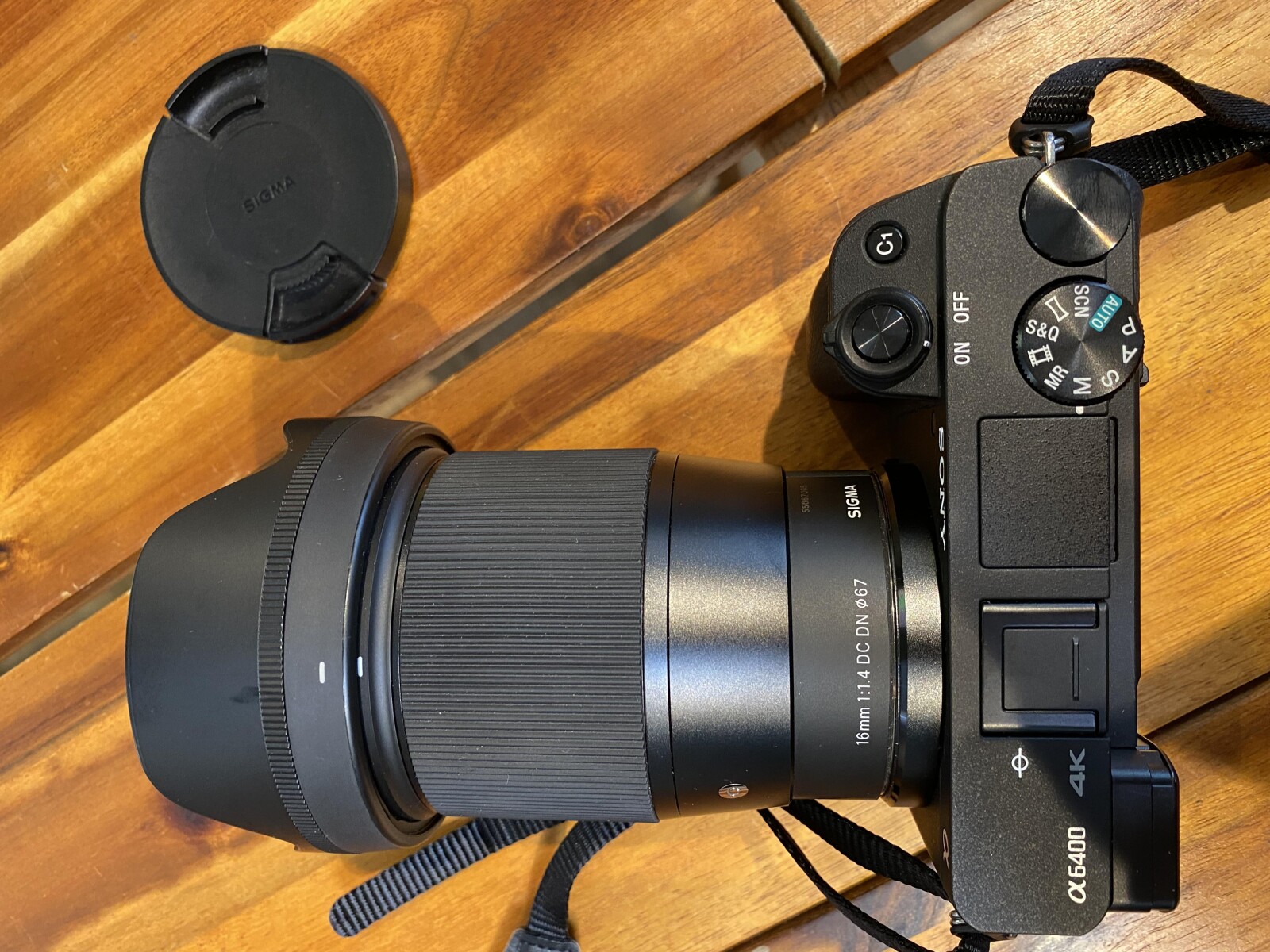 Sony Alpha 6400 - Photo 2 sur 3