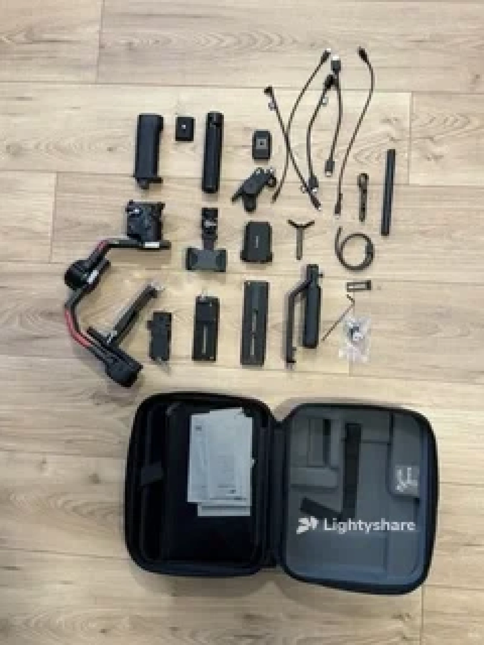 DJI DJI RS 4 Pro Combo - Photo 4 sur 4