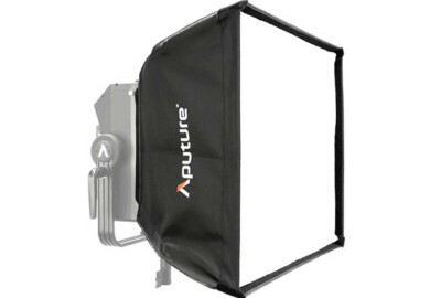 Location Kit Aputure Nova P300C