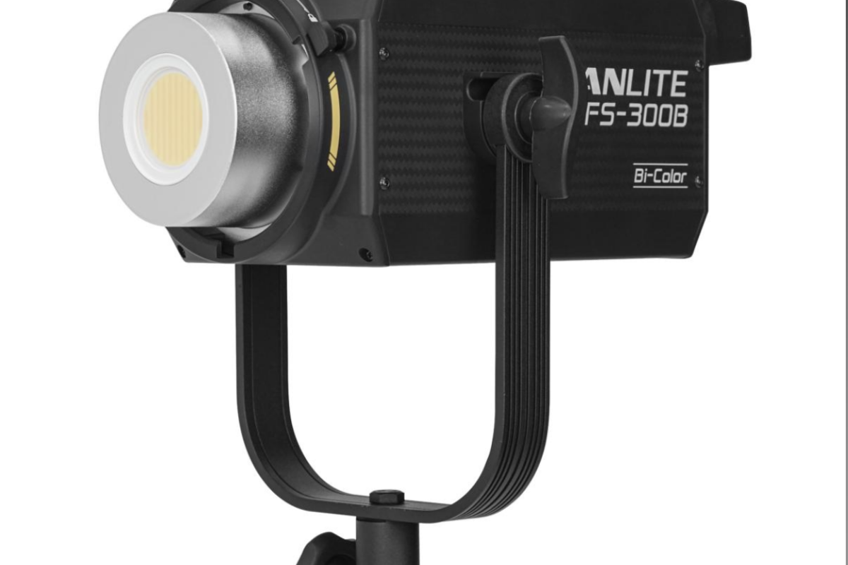 Location Kit Nanlite FS 300B - Lightyshare