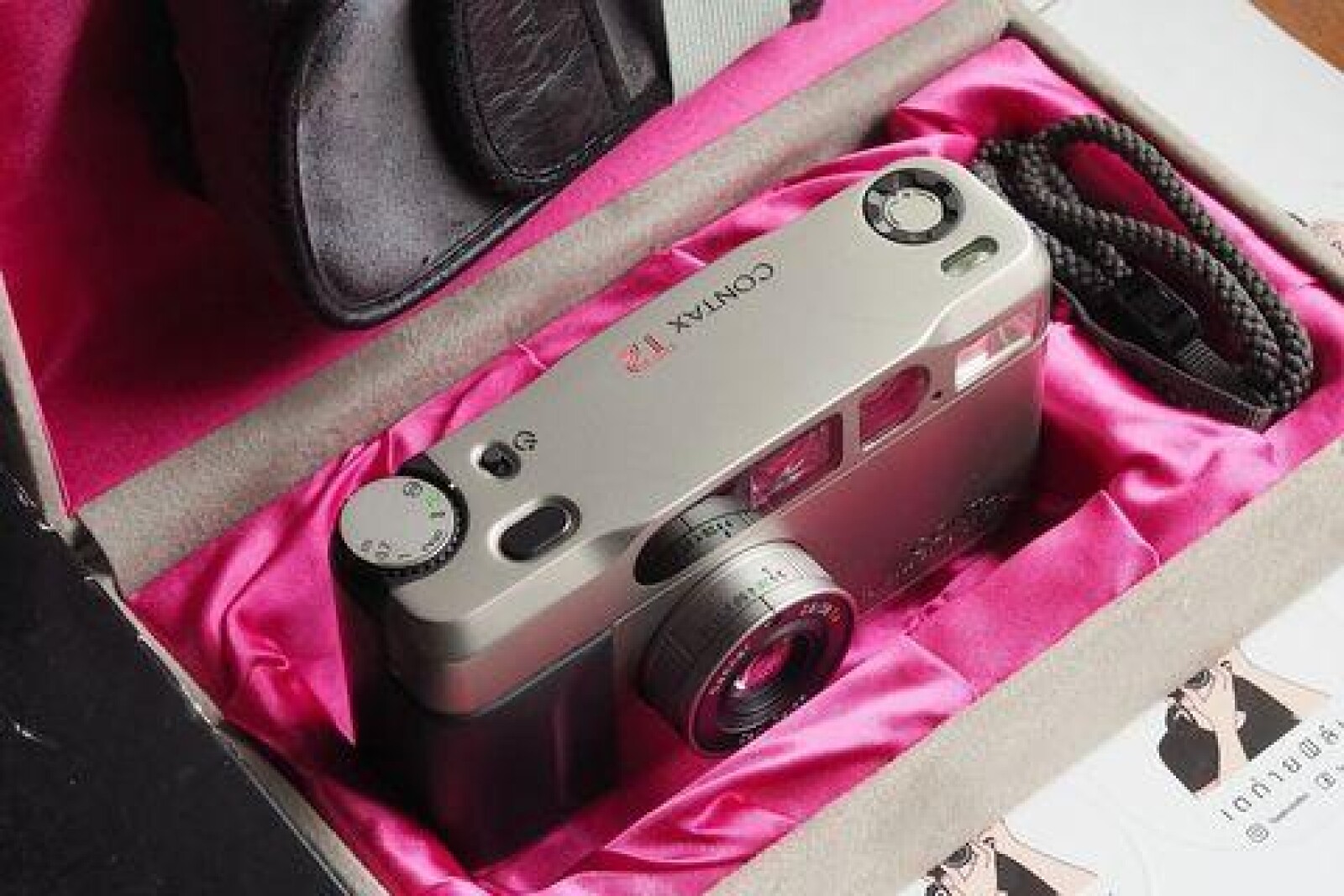 Contax T2 - Photo 2 sur 5