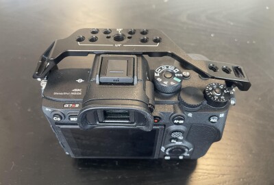 Location Sony A7RIV boitier nu + Cage SmallRig