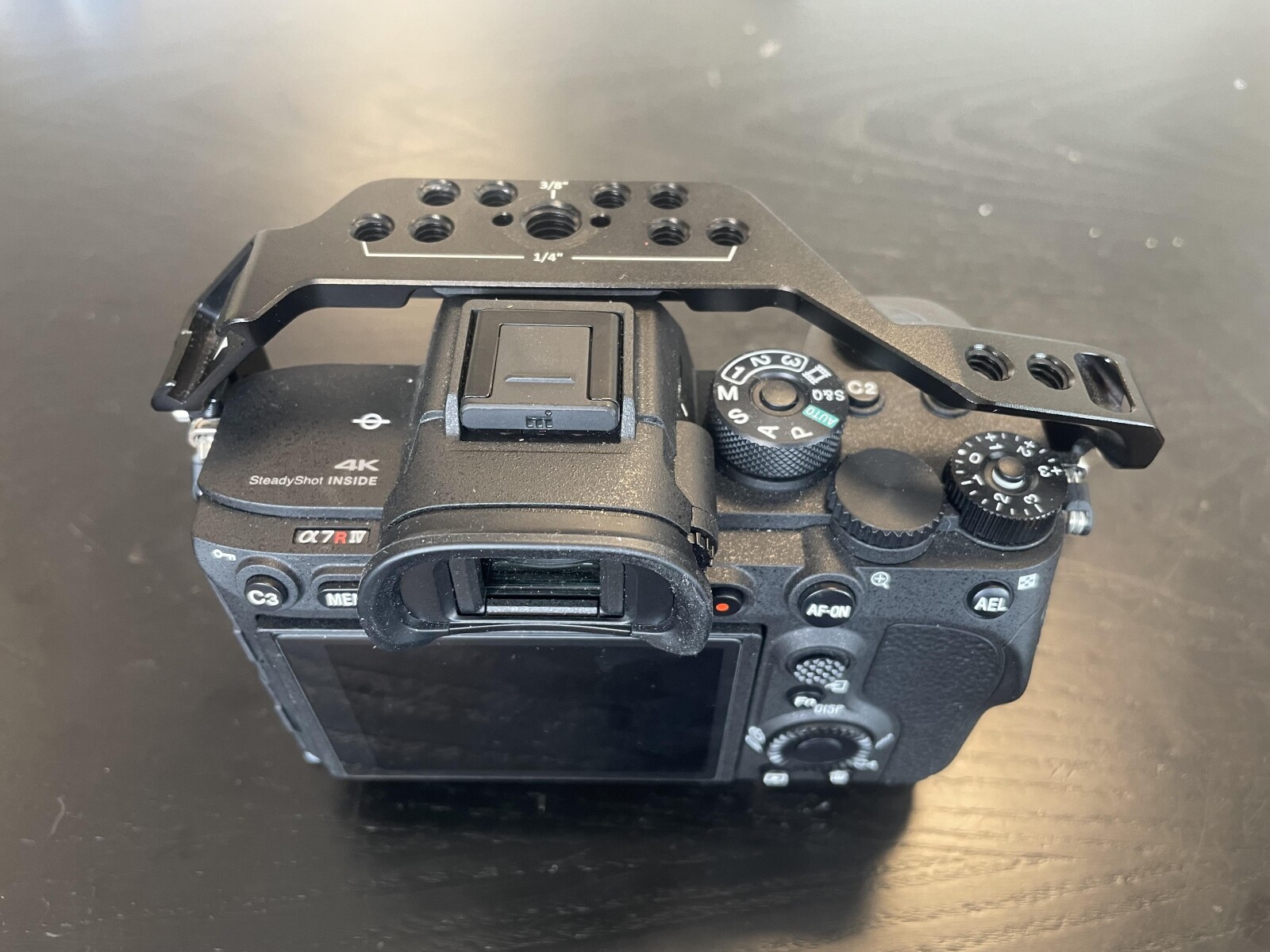 Sony A7RIV boitier nu + Cage SmallRig - Photo 2 sur 5